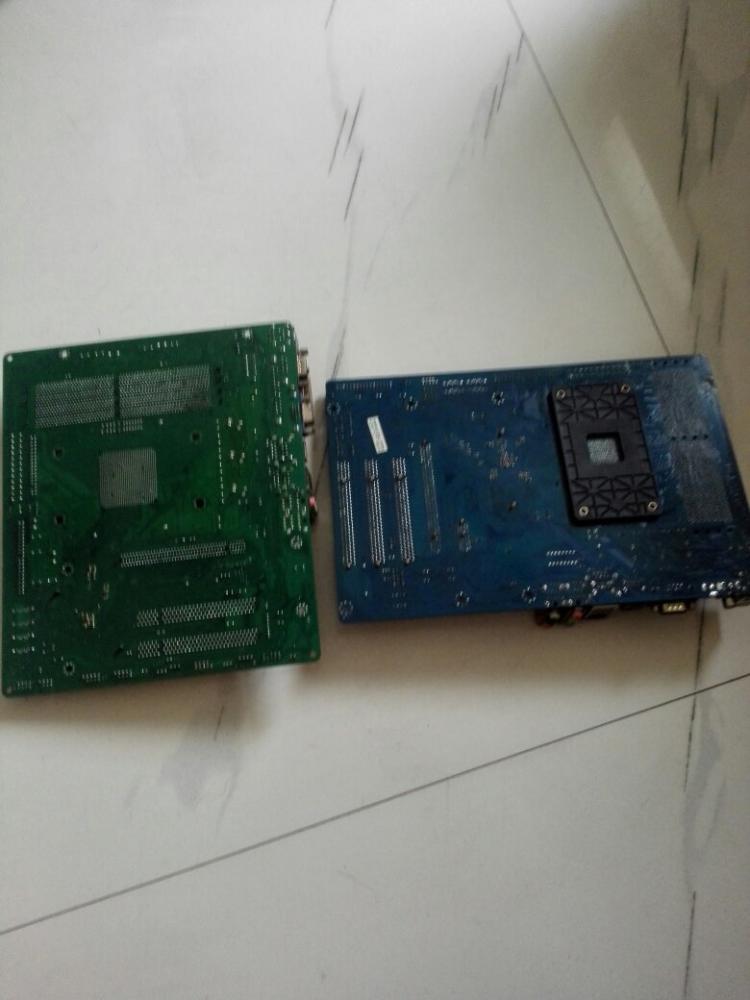 笔记本屏幕不亮 主机启动不了_主机开了电脑屏幕不亮_电脑屏幕不亮主机运行