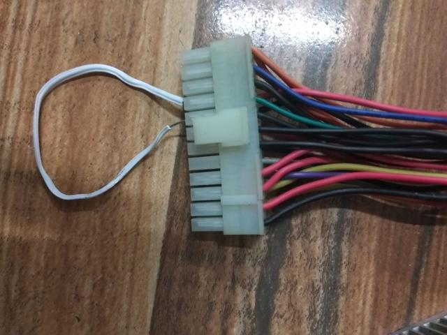 主机开了电脑屏幕不亮