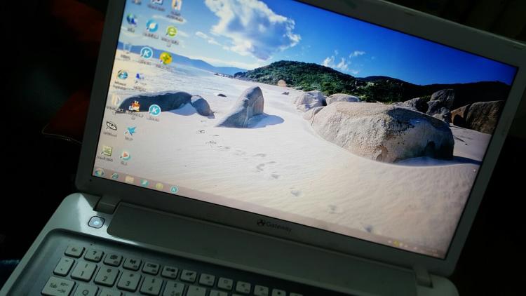 平板电脑好还是笔记本电脑好_笔记本好还是平板好_平板笔记本二合一电脑