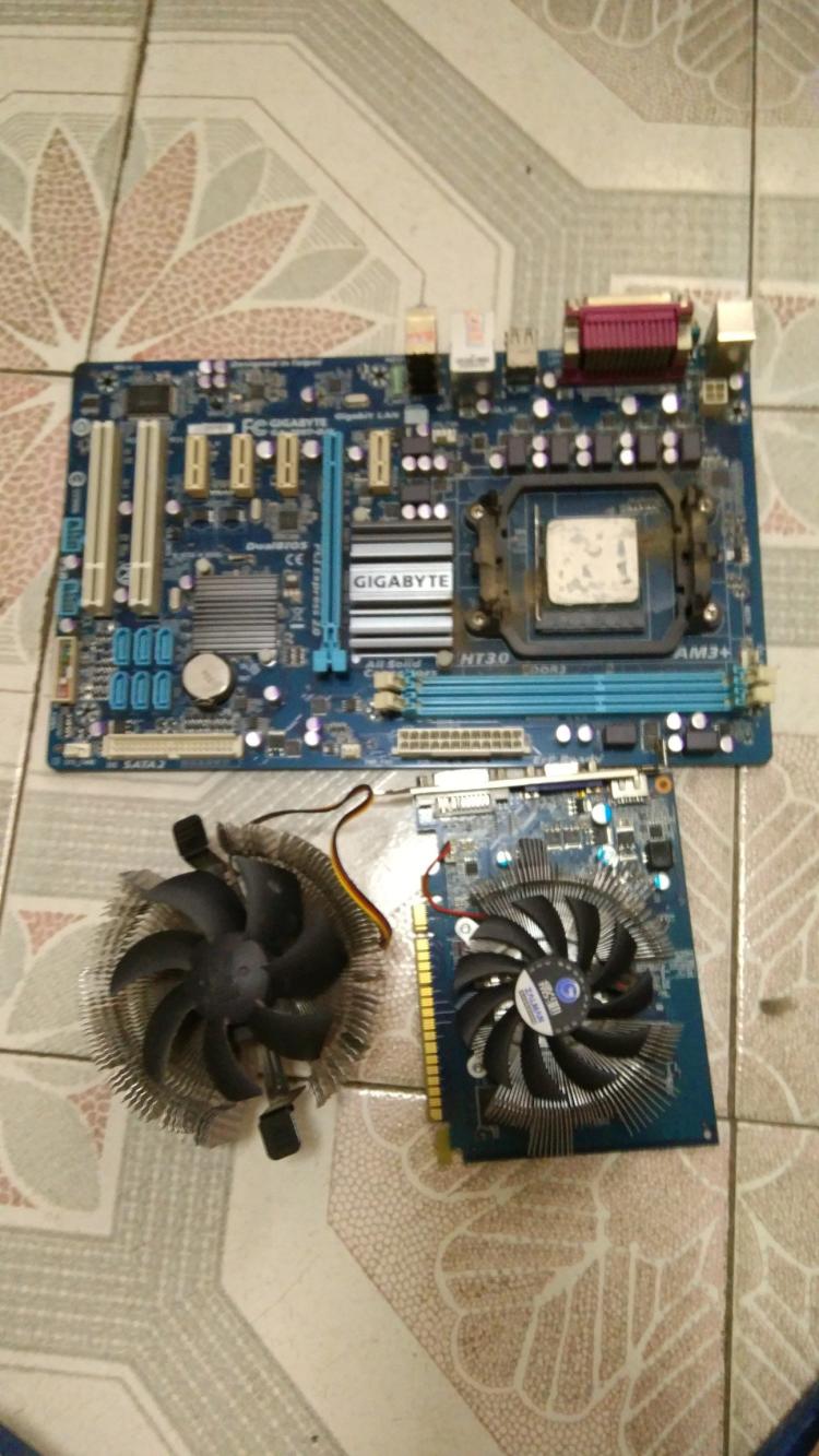 水冷机箱安装图解_机箱风扇安装图解_硬盘安装机箱图解