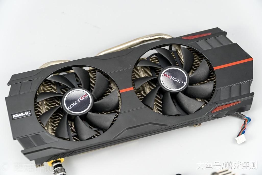 gtx显卡和gt显卡有什么区别_显卡ddr3和ddr5的区别_gtx650 显卡风扇