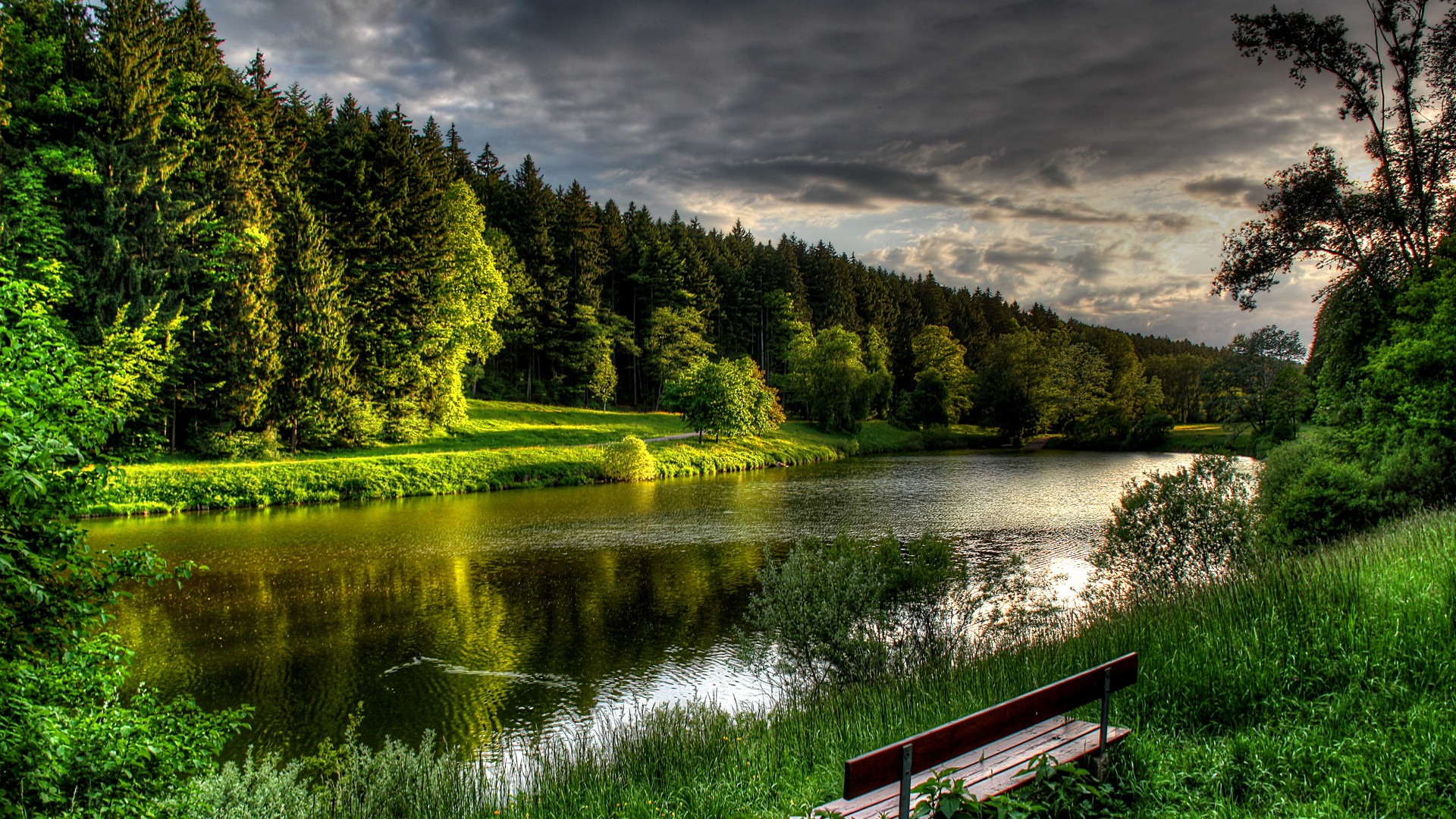 笔记本电脑换壁纸_笔记本换显卡_电脑换壁纸软件哪个好