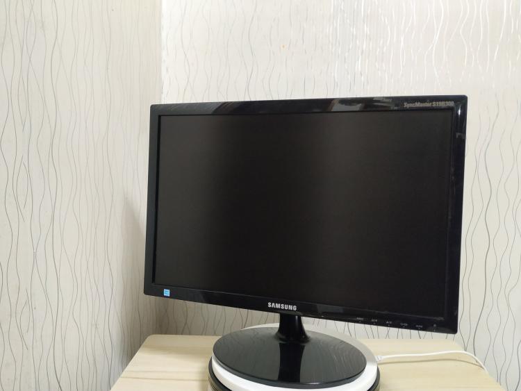 一千多元电脑什么牌子好台式_电脑台式什么牌子好_台式机显示器什么牌子好