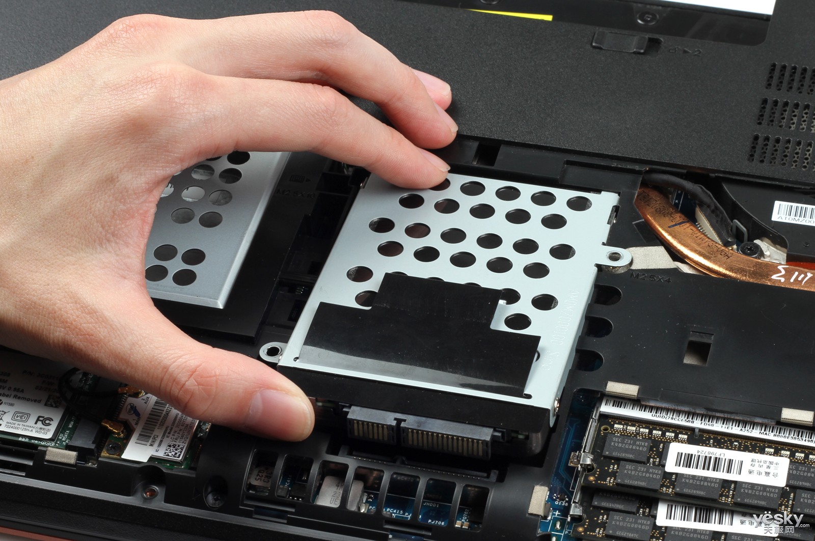 笔记本摄像_戴尔笔记本电脑没有内置吗_可以打开笔记本的软件