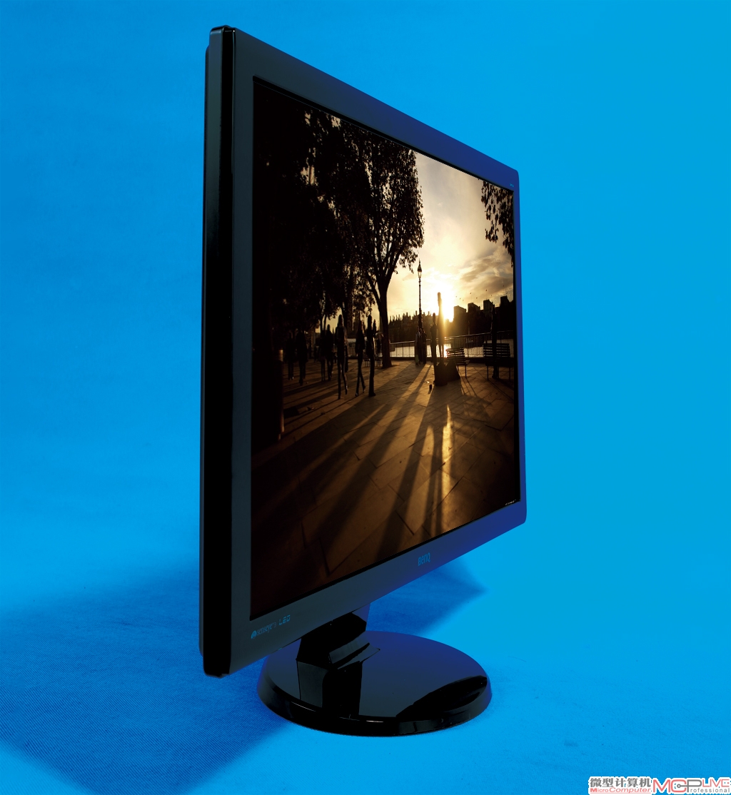 14寸笔记本电脑桌面尺寸_14寸笔记本电脑壁纸尺寸_笔记本电脑尺寸