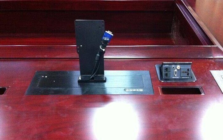 17寸显示器坦克世界分辨率_19寸和27寸分辨率_坦克世界e100坦克歼击车配件