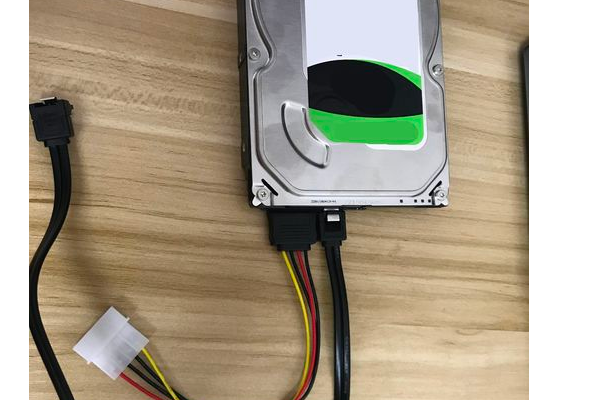 电脑机械硬盘安装图解