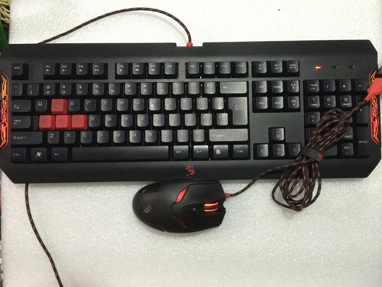 魔炼者键盘怎么样_收割者键盘图片_弑神者图片帅气图片