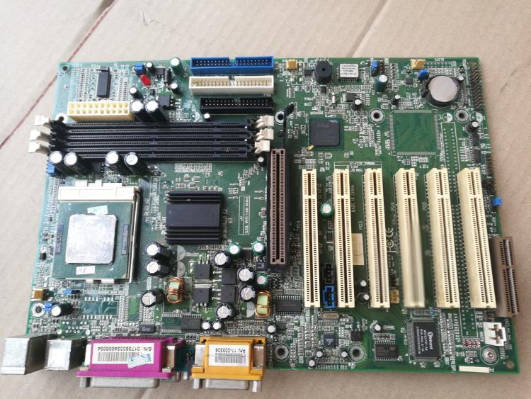 独显开机黑屏.风扇转_电脑开机风扇转显示器没反应_开机cpu风扇转一下就停