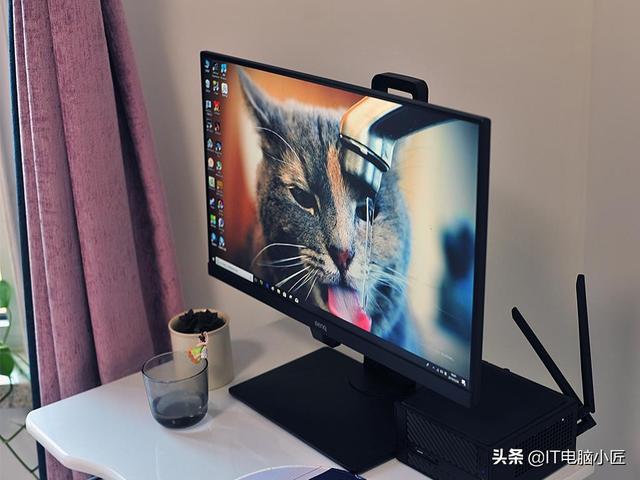电脑的显示器亮度到底多少合适呢？
