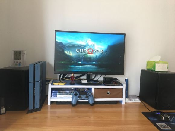 支持ps4的显示器