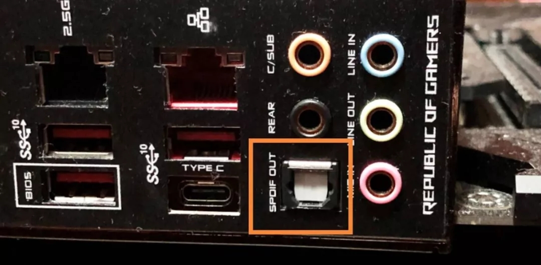 主板3个音频接口