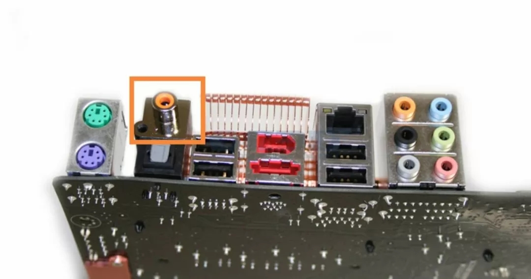 主板3个音频接口