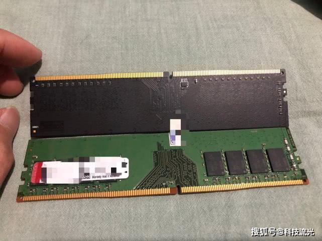 单面颗粒内存