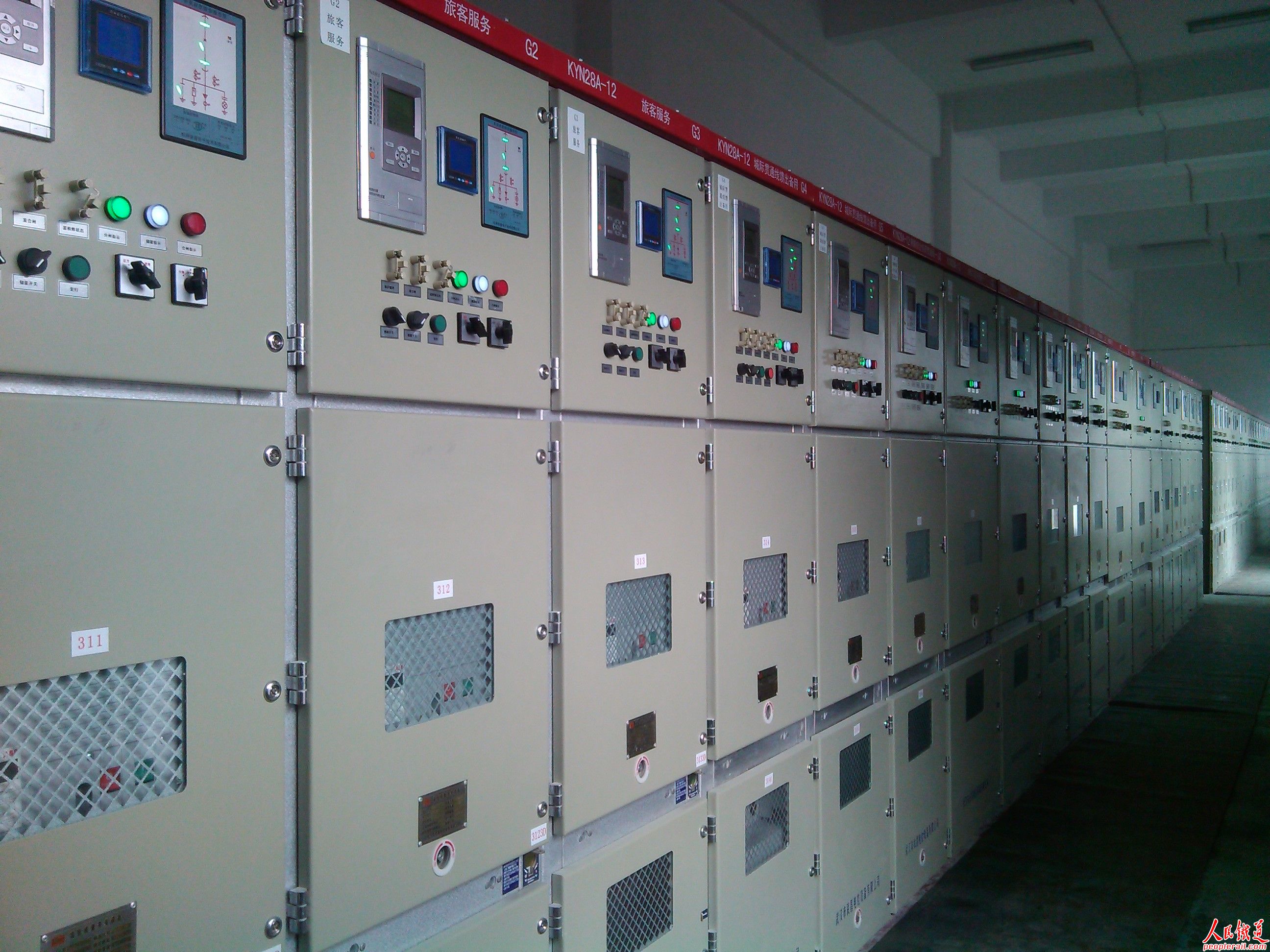 10KV高压配电柜上高压带电显示器的原理