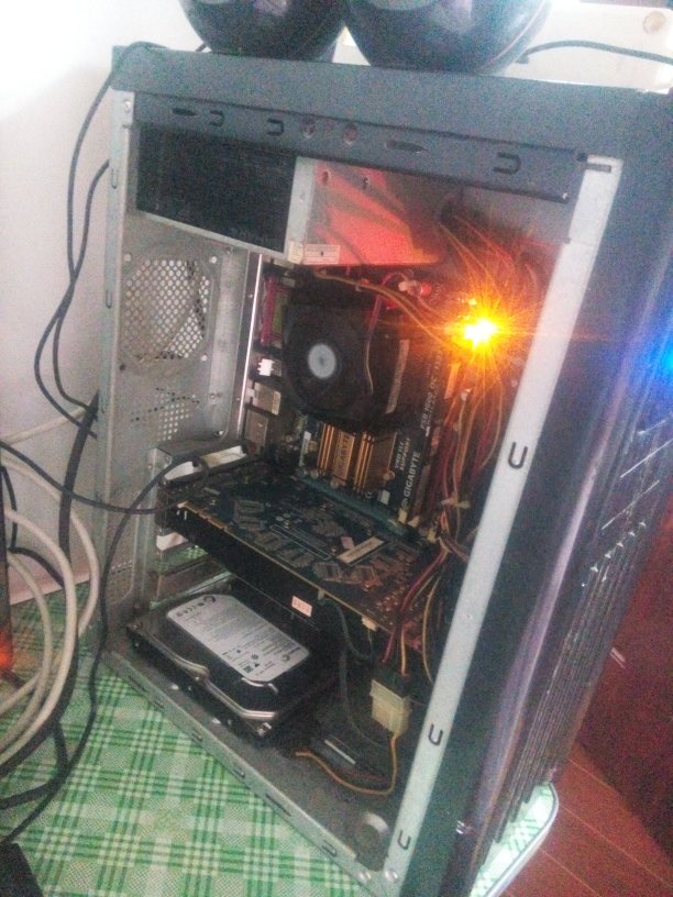 显示器接通电源不亮