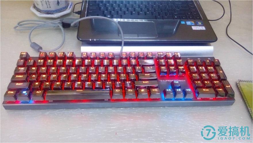 机械键盘轴的区别声音_机械键盘声音小的轴_机械键盘各轴区别