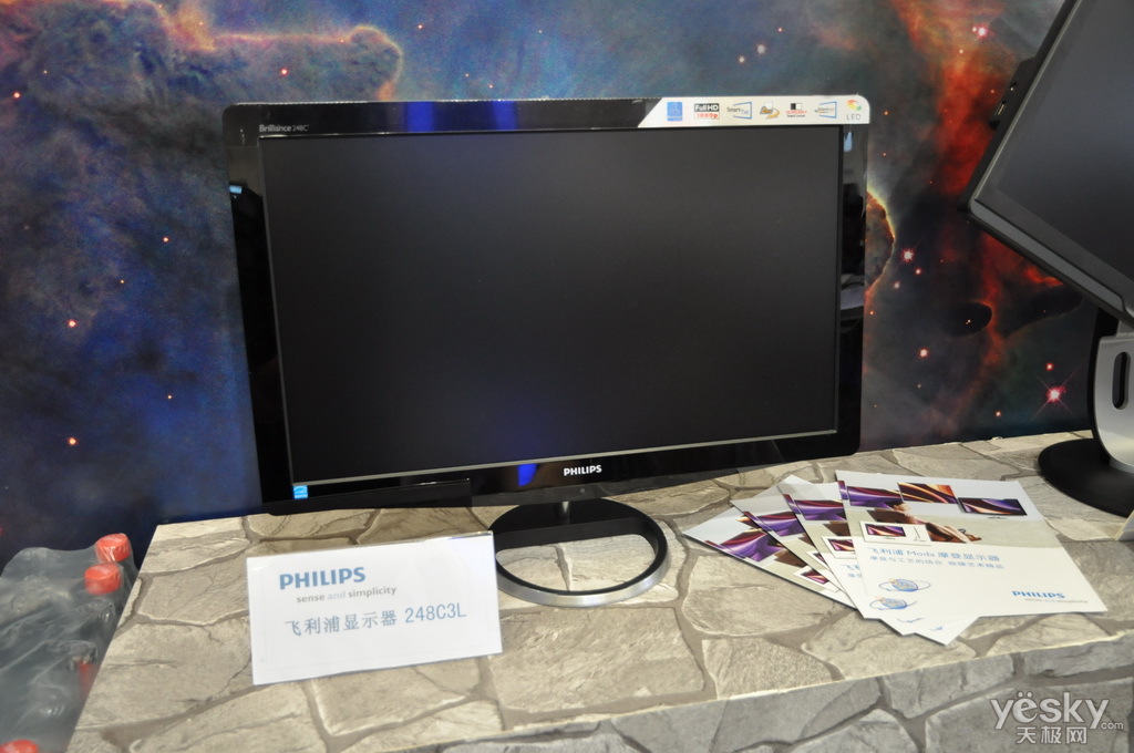 飞利浦显示器两个接口_飞利浦显示器hdmi接口_飞利浦s9000系列接口