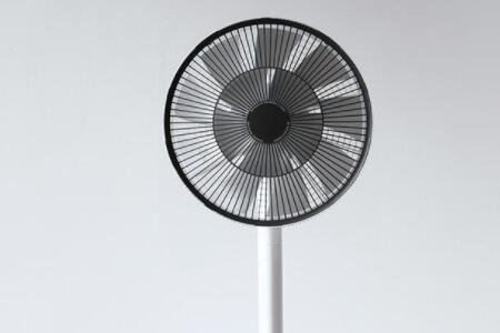 电脑辐射主机辐射大么_电脑主机大机箱好还是小机箱好_电脑主机噪音大 显示器不显示