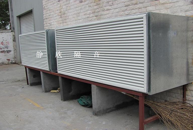 电脑主机大机箱好还是小机箱好_电脑主机噪音大 显示器不显示_电脑辐射主机辐射大么