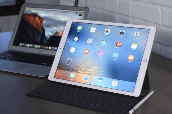 笔记本电脑好还是平板电脑好