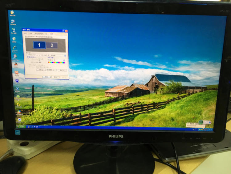 显示器双屏拼接_双屏显示鼠标怎么控制_双屏 拼接 显示器