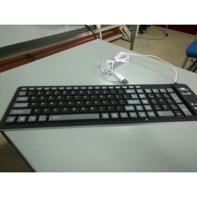 电脑笔记本键盘怎么切换拼音_笔记本电脑虚拟键盘下载_笔记本键盘改蓝牙键盘