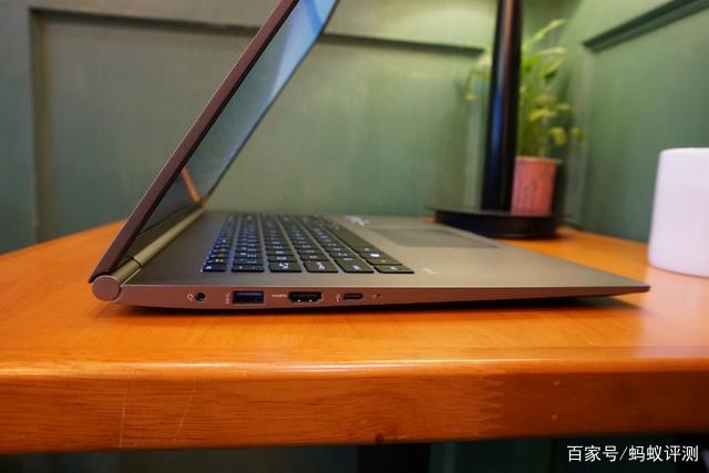 最轻薄17寸笔记本电脑
