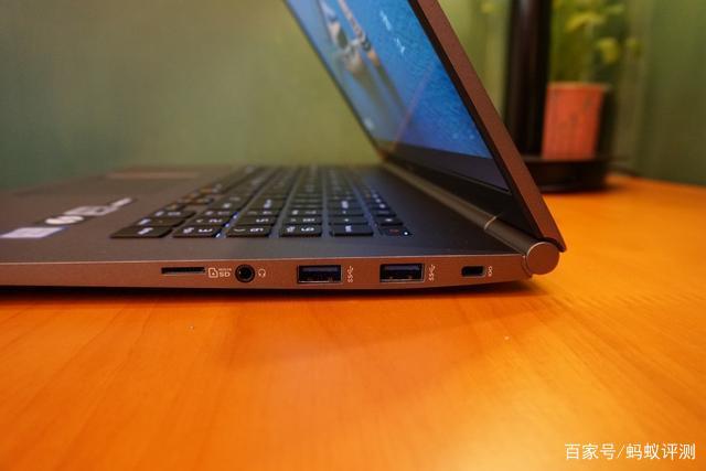 最轻薄17寸笔记本电脑