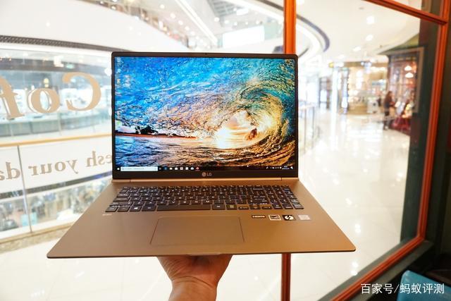 最轻薄17寸笔记本电脑