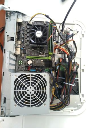 nvidia geforce gts 450显卡_开机显卡风扇响进画面就正常_gts250显卡 开机画面很小