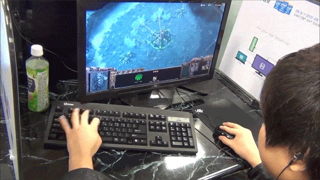 韩国星际2职业玩家都用什么鼠标