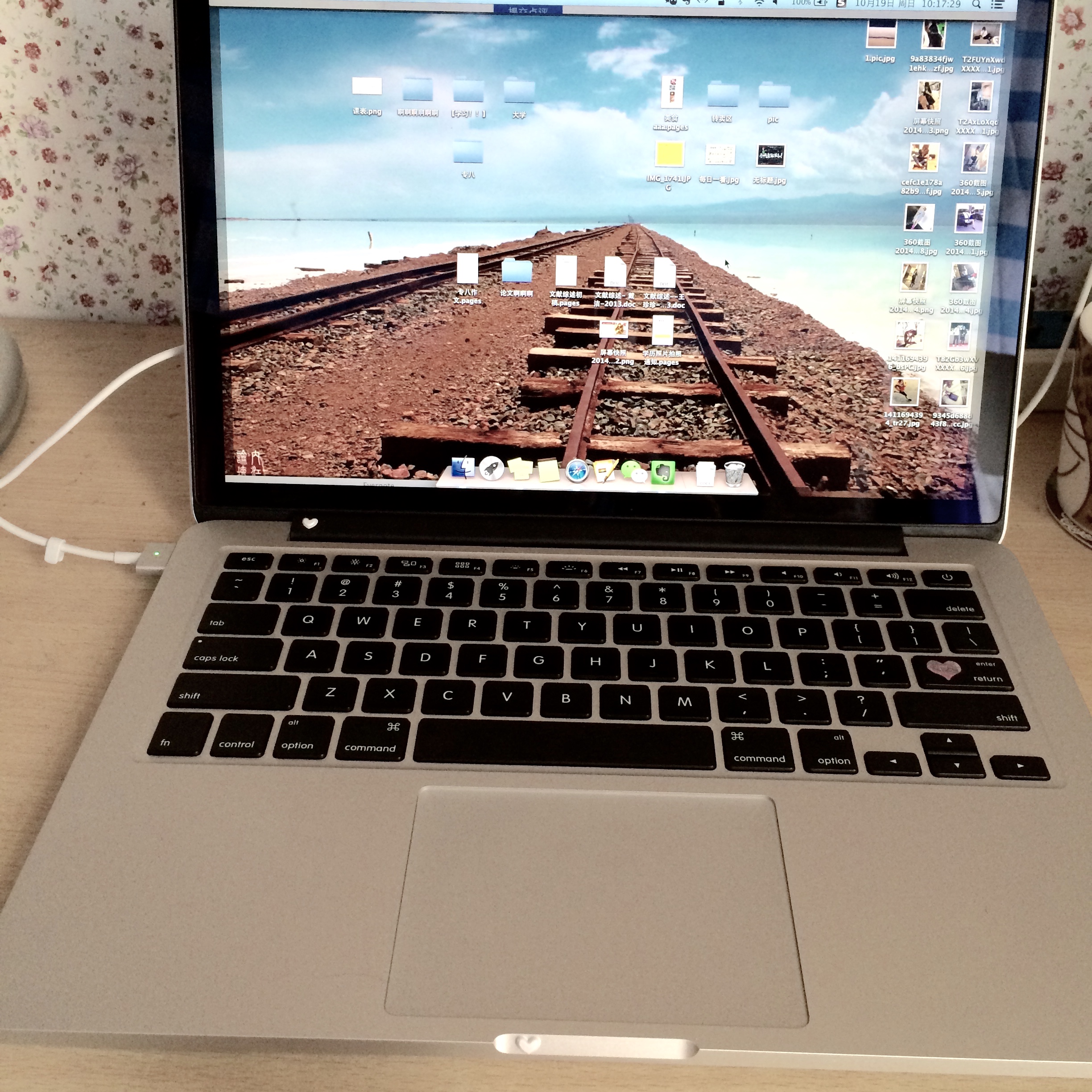 笔记本显卡1w分能玩游戏_笔记本玩lol显卡设置_笔记本显卡1w分能玩游戏