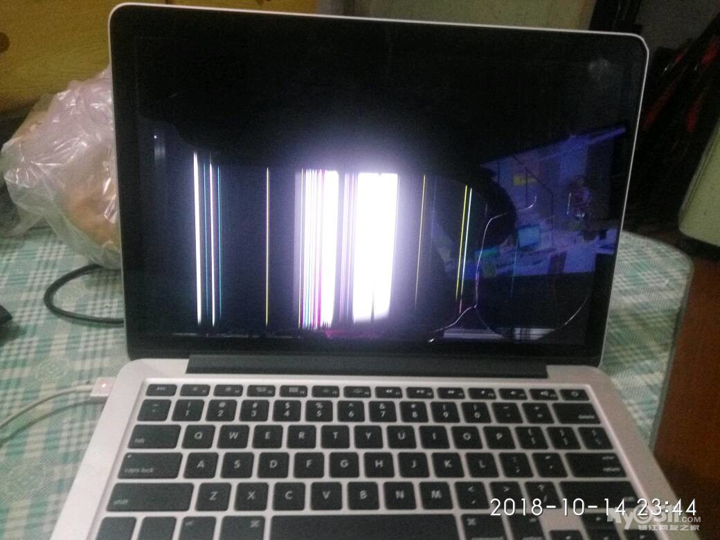 联想g480电脑转轴屏轴_笔记本电脑屏轴坏了_电脑屏轴在哪