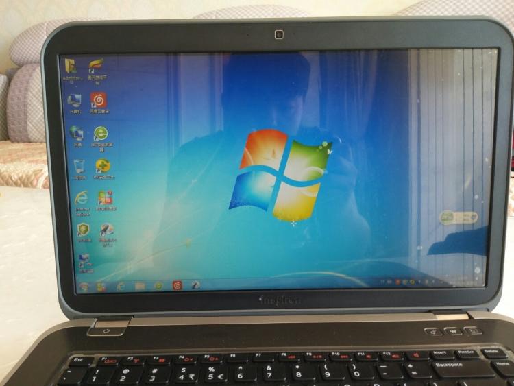 笔记本电脑如何调整屏幕亮度_笔记本屏幕不能调节亮度_电脑屏幕怎么调亮度