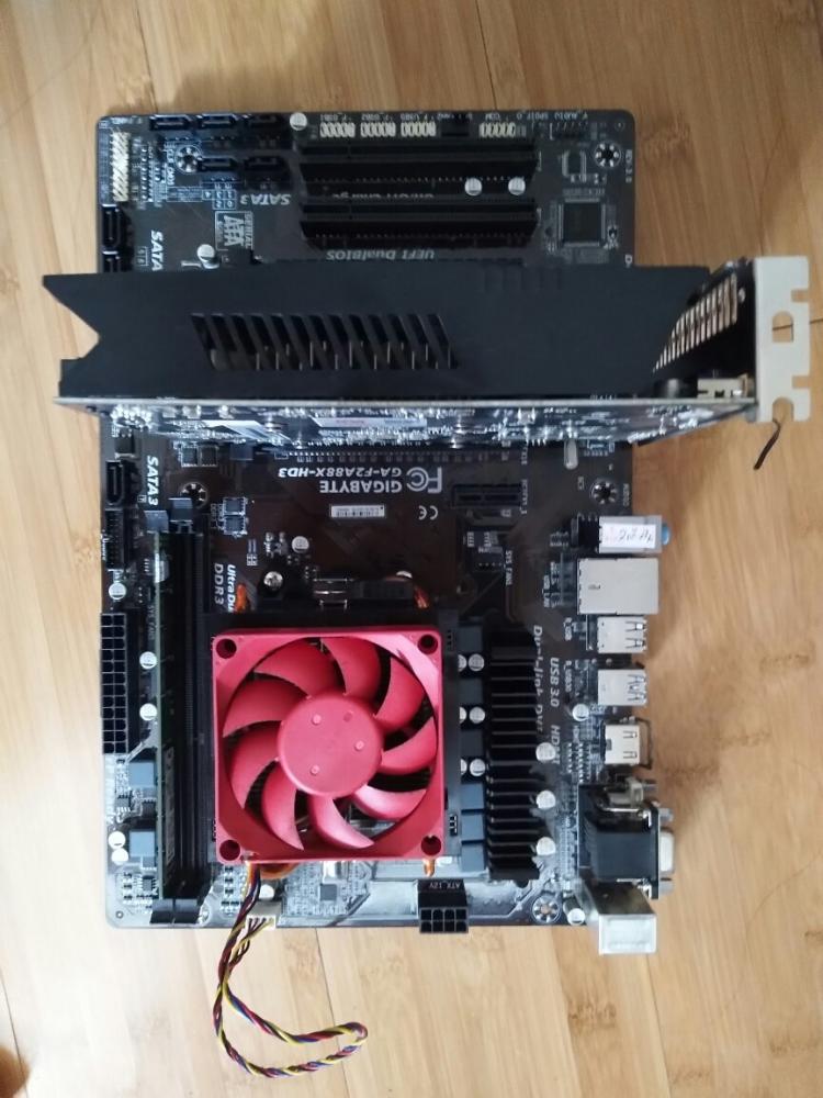 英特尔赛扬/8400k+z=3700多换俩内存