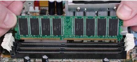 dell笔记本开机笔记本开机出现两个小屏幕_笔记本电脑怎么开机_笔记本开机没反应