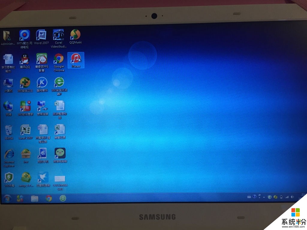 电脑开机显示器无信号后正常_显示器无信号断电后正常开机_显示器无信号断电后正常开机