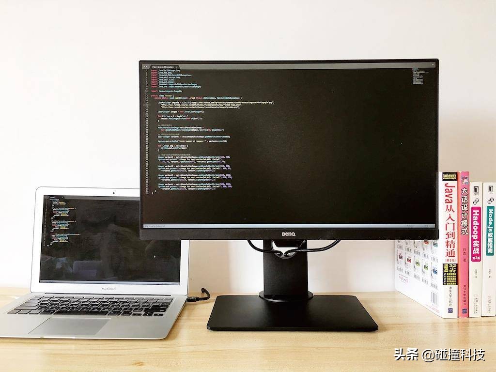 程序员护眼显示器推荐：不闪屏+滤蓝光是基本，有智慧调光才真牛