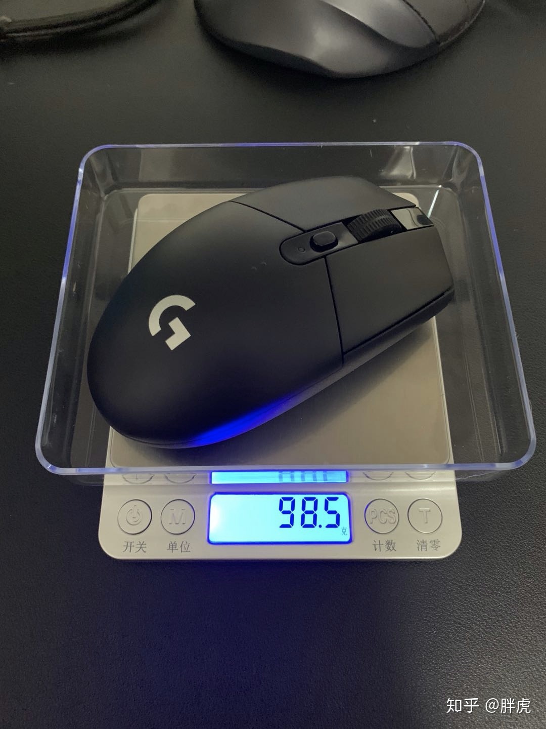 重量轻的鼠标