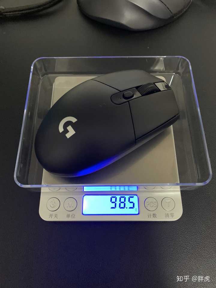 重量轻的鼠标