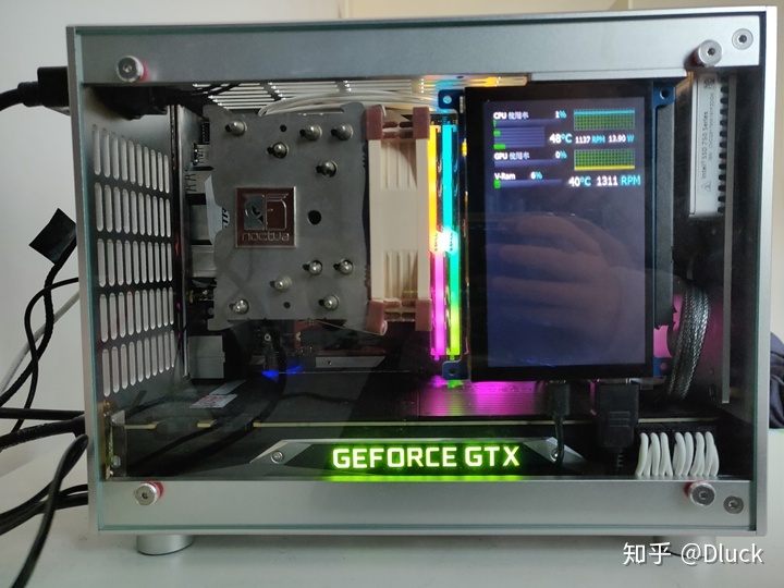 监控主板连接显示屏