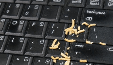 笔记本键盘怎么清理?_清理 笔记本键盘_怎么样清理笔记本键盘