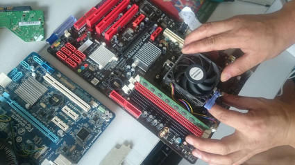 组装电脑怎么装win10_win版变色龙下载_电脑装linux