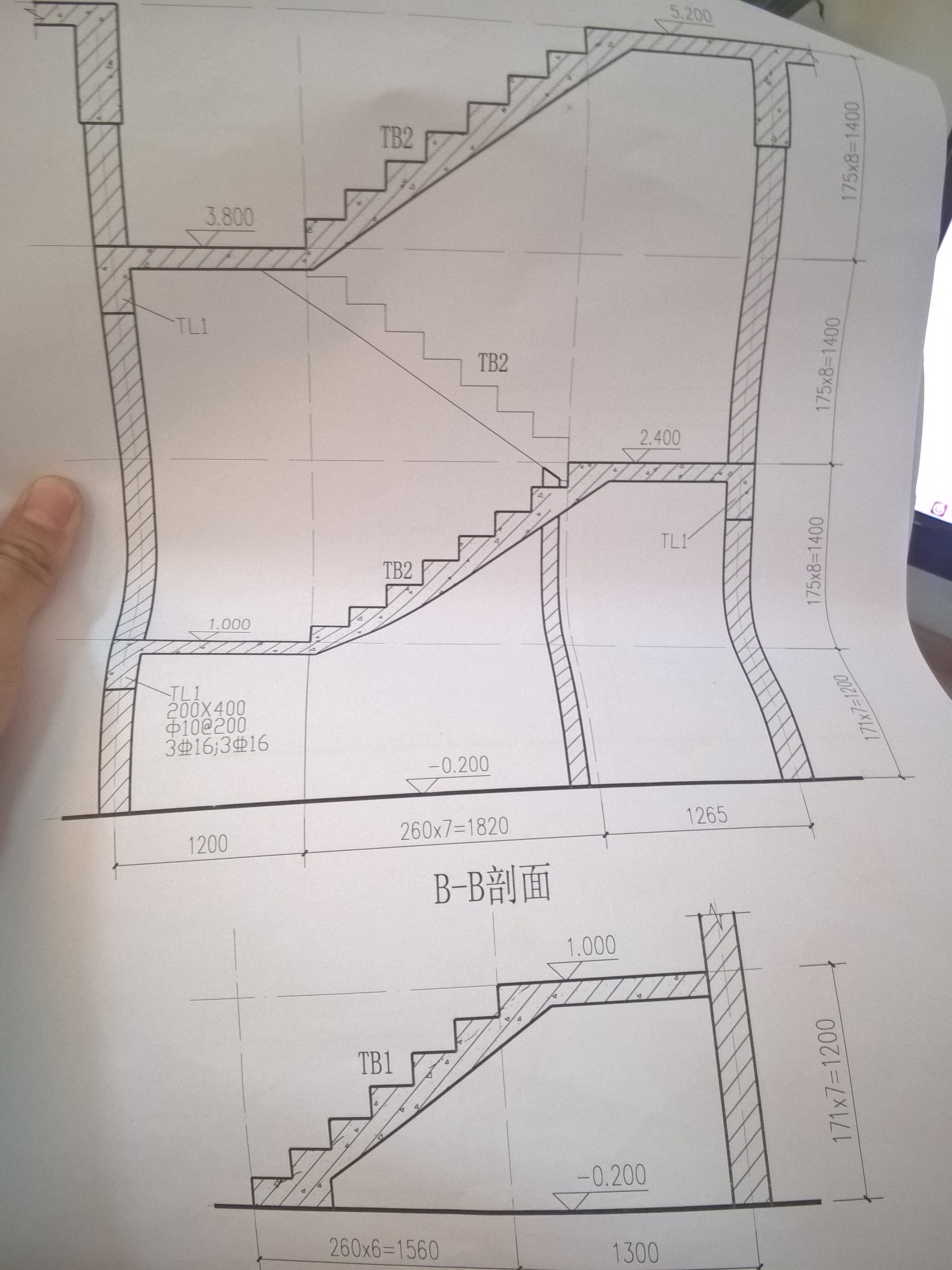 你是要知道每年算出增长率还是要算？