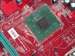 七彩虹945conroe主板用什么显卡