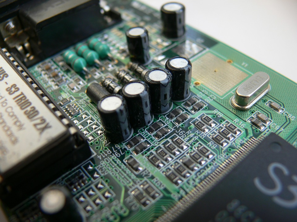 七彩虹g41主板9600显卡配什么cpu_七彩虹945conroe主板用什么显卡_七彩虹 945 conroe22