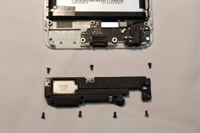 魅蓝note5主板拆解
