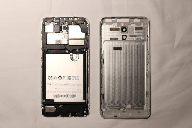 魅蓝note5主板拆解
