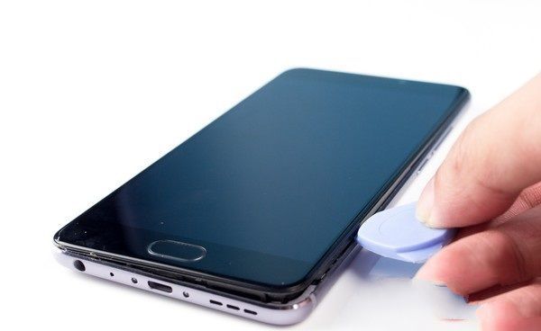 魅蓝Note5怎么拆机 魅蓝Note5手机拆解教程